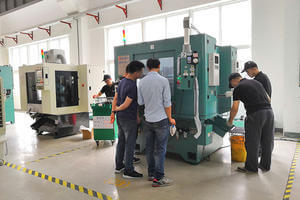 Japan Customers Came to TZJ Testing Equipment